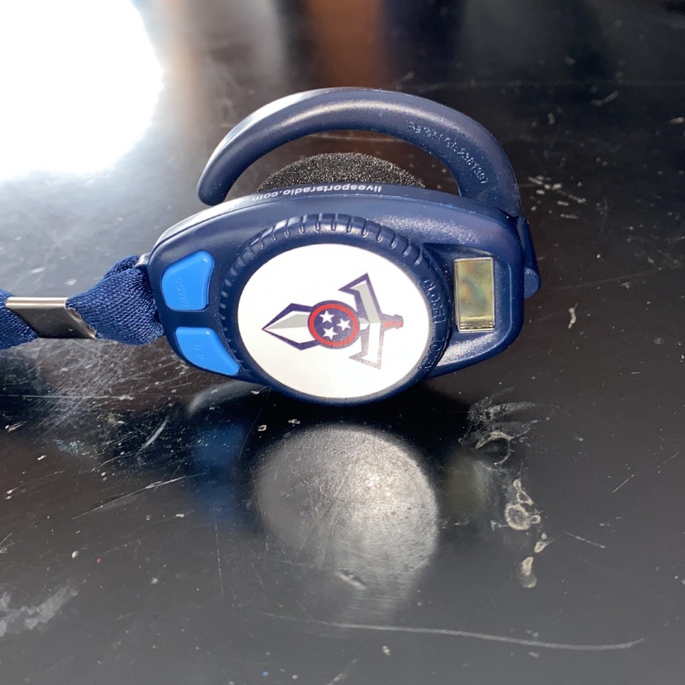 Tennessee Titans Bundle !!! - Picture 10 of 10